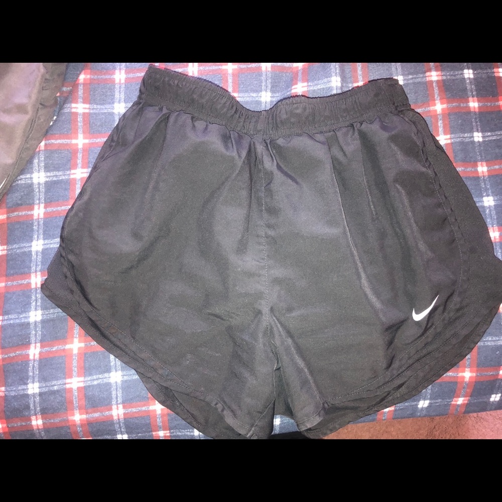 Dri-fit Black nike shorts!!